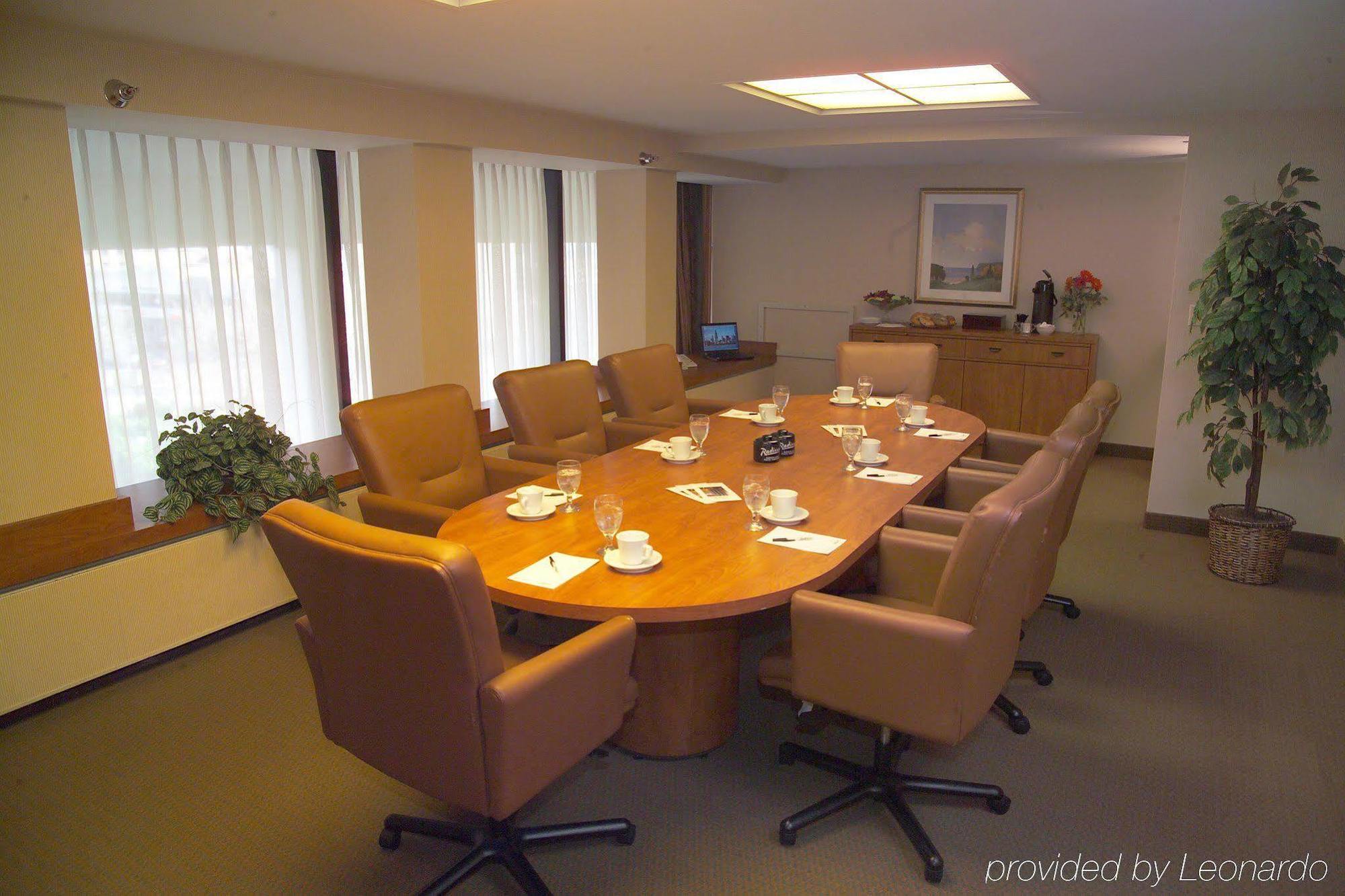 Radisson Hotel Duluth-Harborview Kemudahan gambar